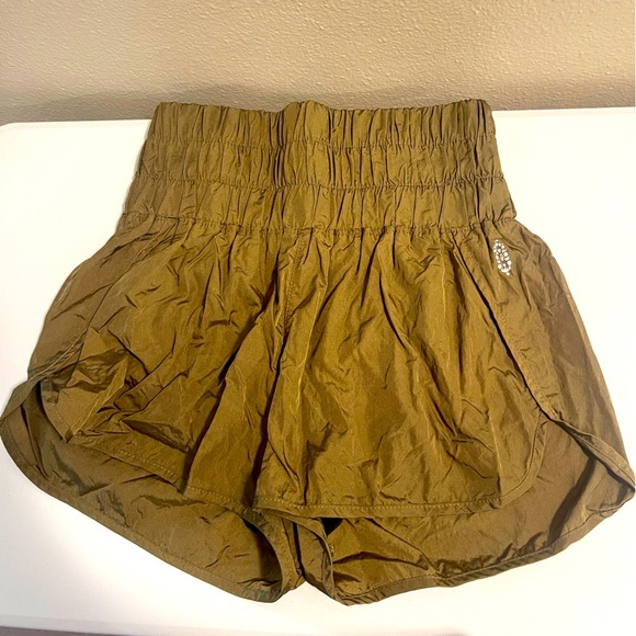 🌿 FP Movement by Free People “The Way Home” Shorts – Olive – Size M 🌿 - Picture 1 of 11
